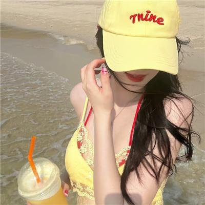 海滩春色在线观看